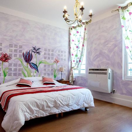 Logis Hotel De La Tour Libourne Esterno foto