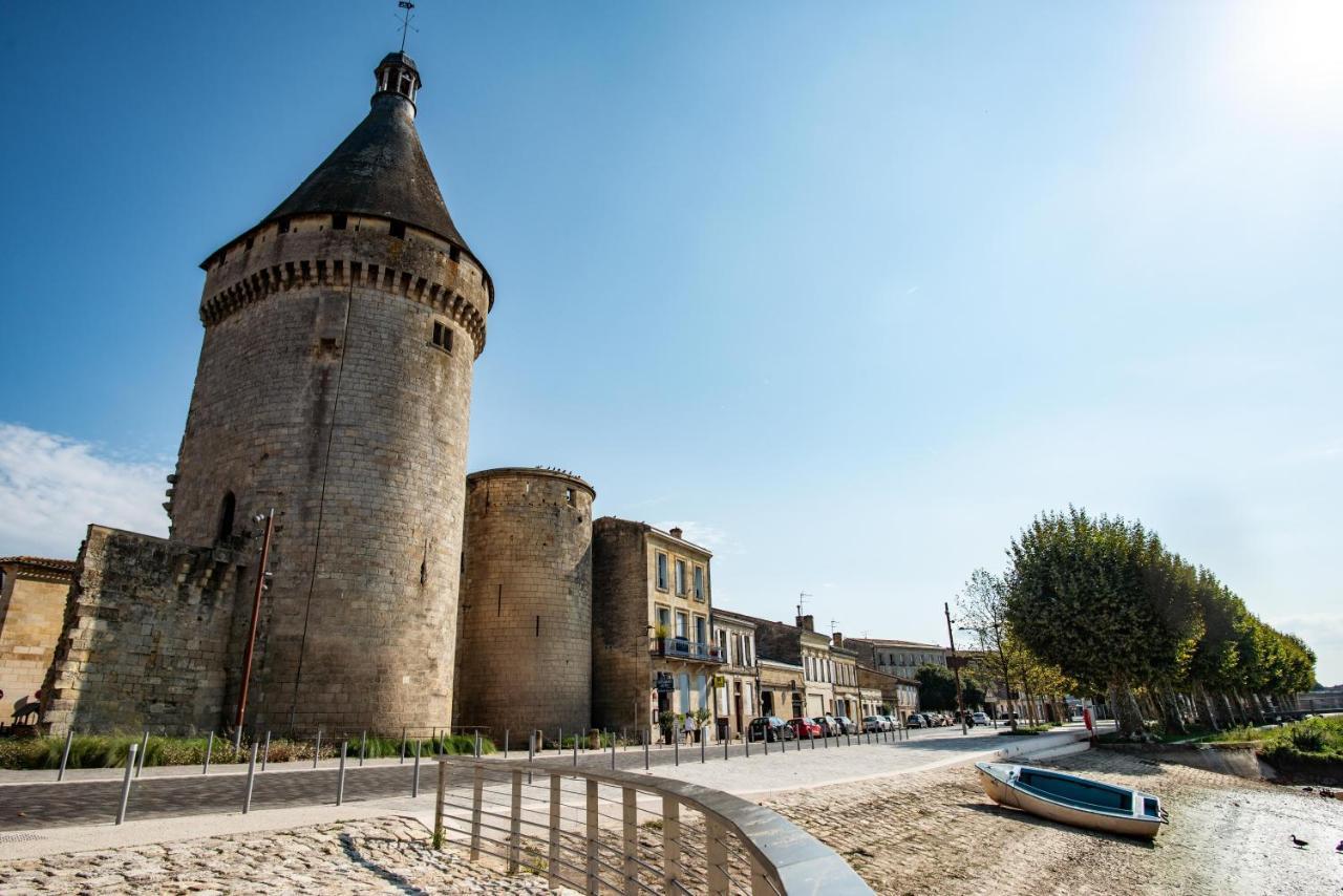 Logis Hotel De La Tour Libourne Esterno foto