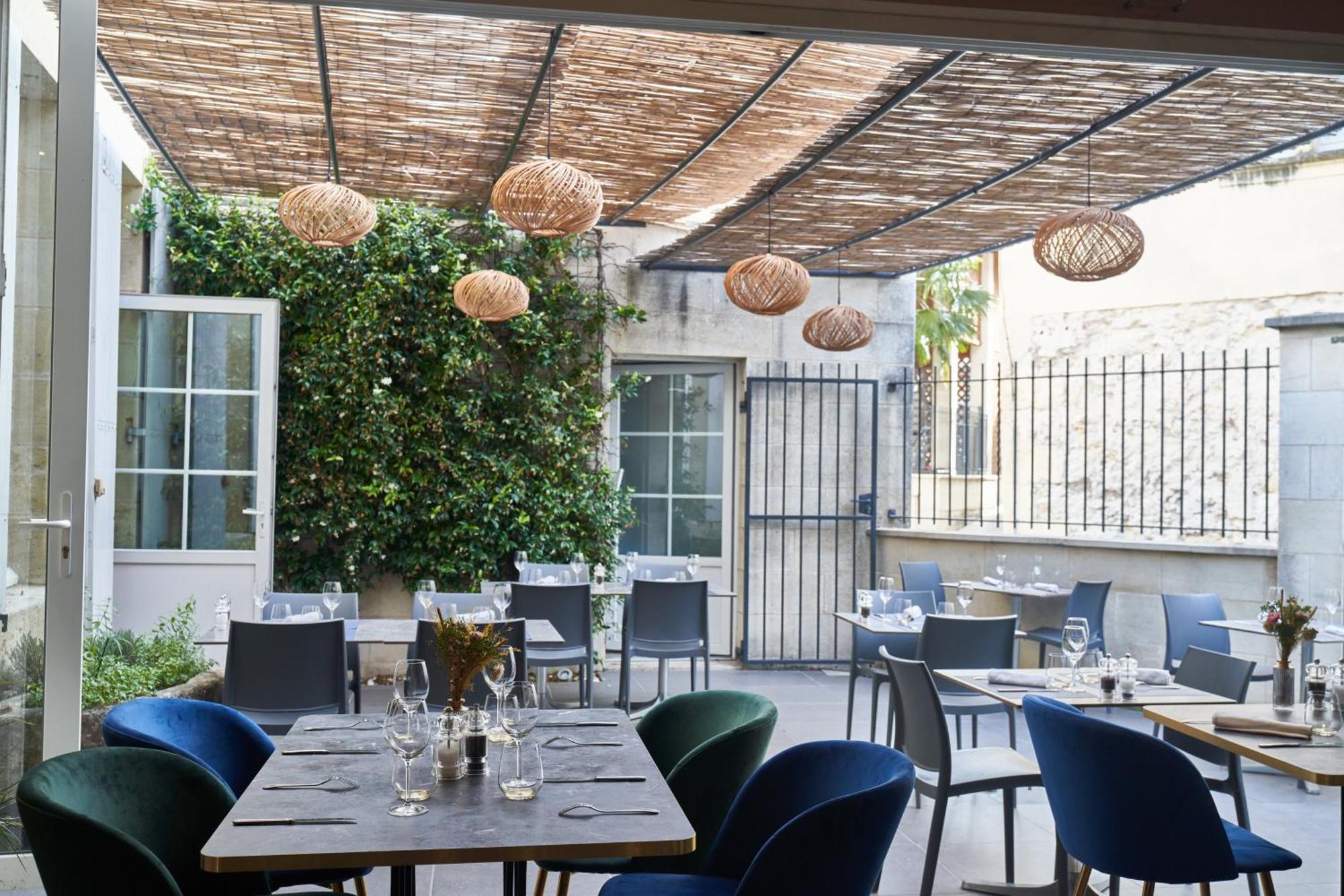 Logis Hotel De La Tour Libourne Esterno foto