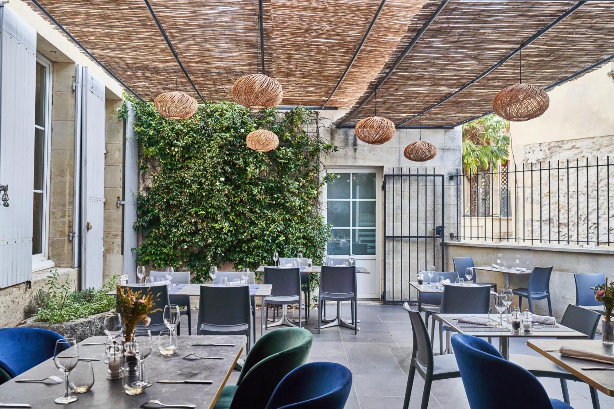Logis Hotel De La Tour Libourne Esterno foto